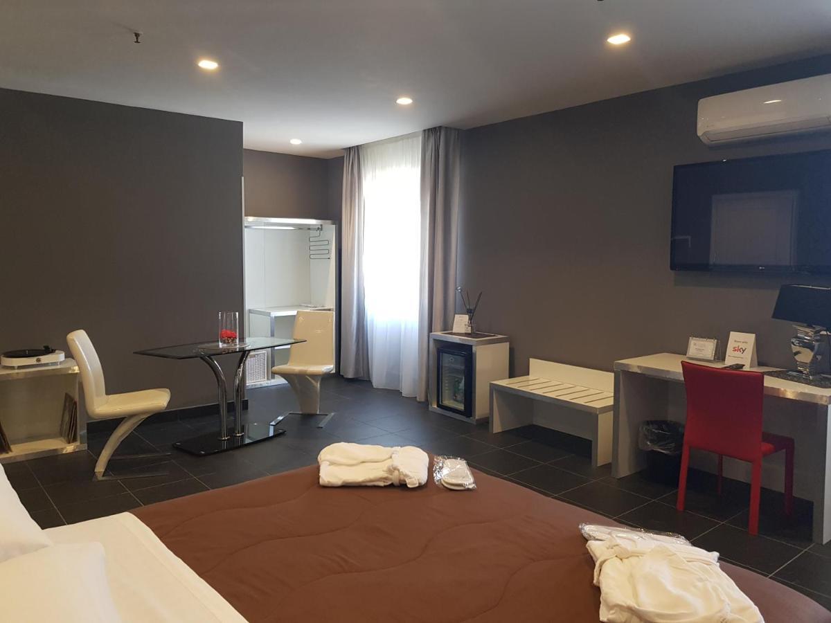 Hotel Europa Art Καζέρτα Εξωτερικό φωτογραφία