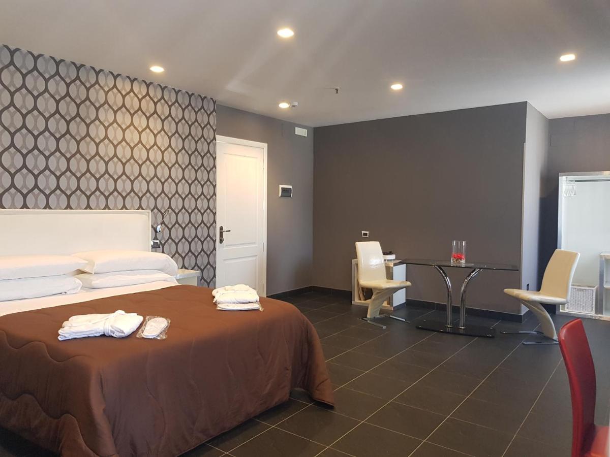 Hotel Europa Art Καζέρτα Εξωτερικό φωτογραφία